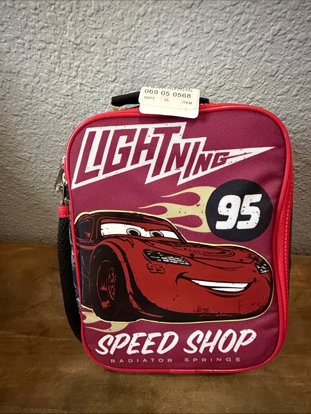 Disney/Pixar Lightning McQueen 95 Red Kids Lunchbox NEW